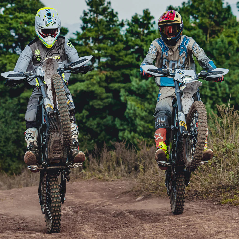 SurRon Ultra Bee Electric Dirt Bike