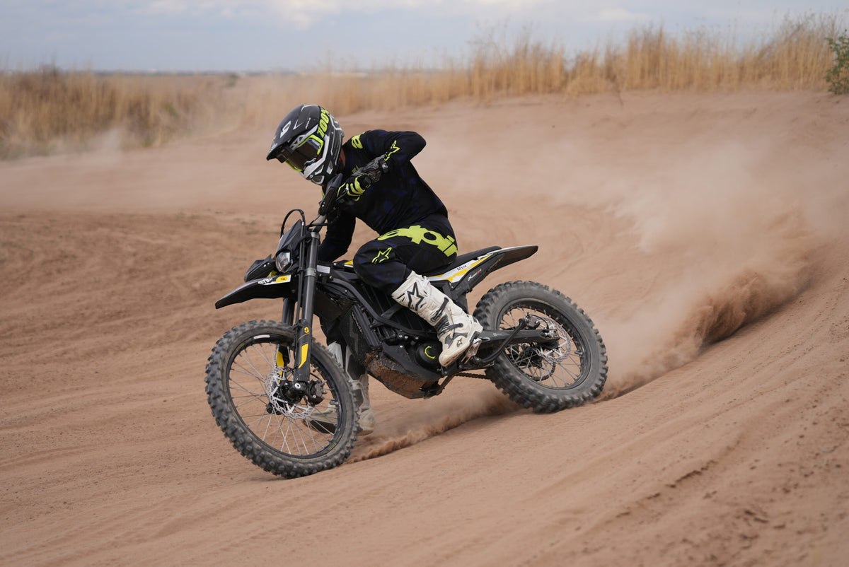 SurRon Ultra Bee Electric Dirt Bike – Zephyr Ebikes